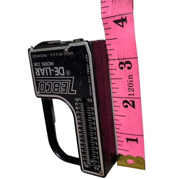 Vintage Zebco Model 228 Black Fisherman’s De-Liar Scale Tape Measure Fishing - Picture 4 of 8